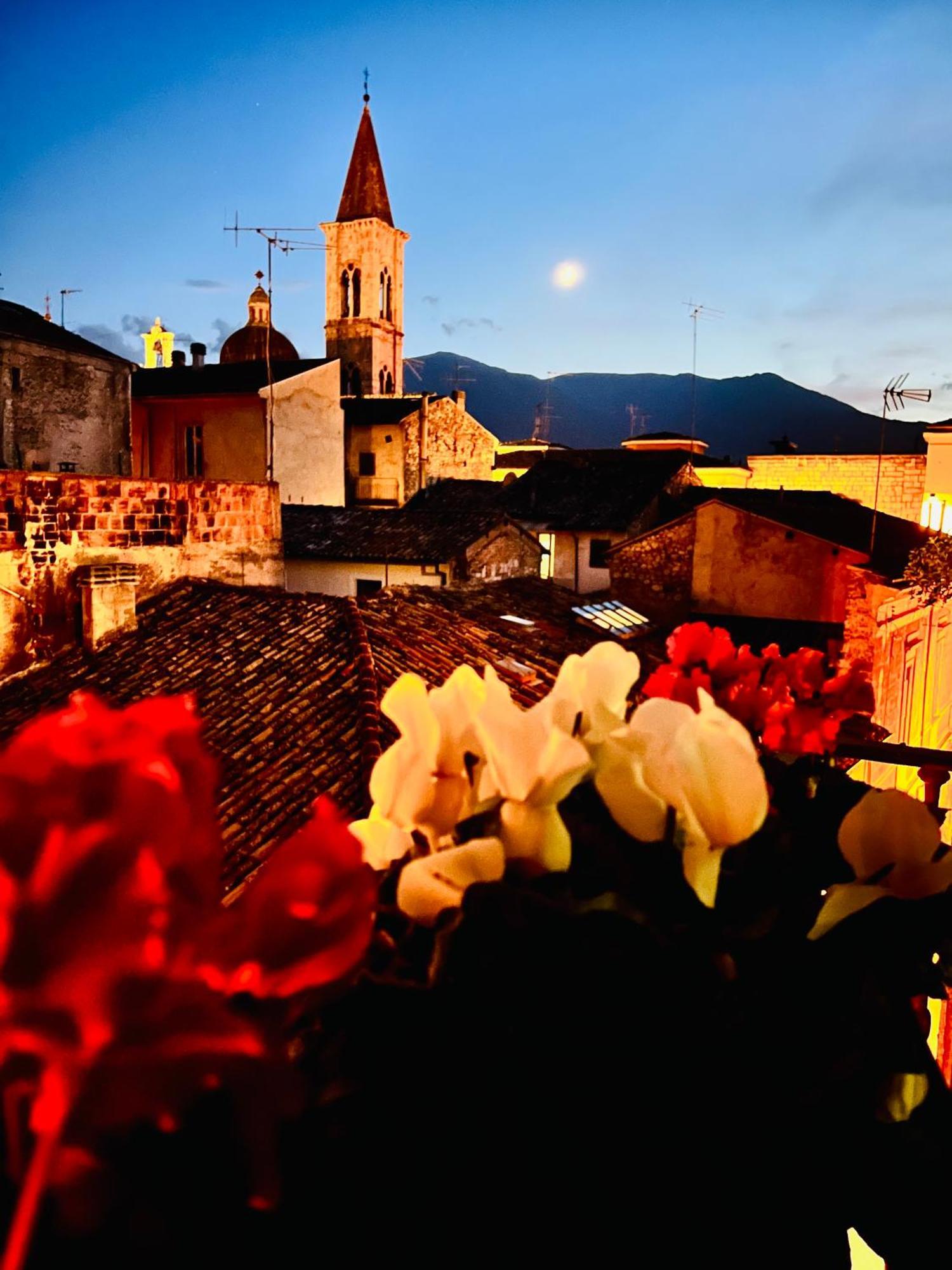 Regina D'Aragona Casa Vacanze Sulmona Esterno foto
